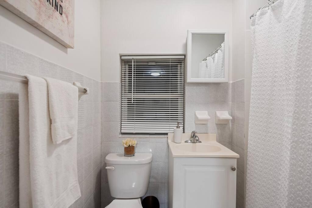 Great Studio Location In Times Square Near Subway Нью-Йорк Екстер'єр фото