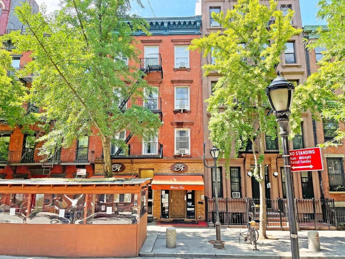 Great Studio Location In Times Square Near Subway Нью-Йорк Екстер'єр фото